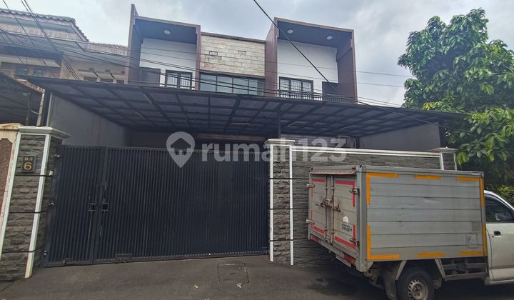 Rumah 2 LT Tanah Luas 13 Menit ke Pintu Tol Meruya Utara 2 bisa KPR J40445