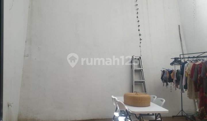 Rumah 6 Menit ke RS Citra Medika Depok Hadap Selatan Dibantu KPR J-38238 2