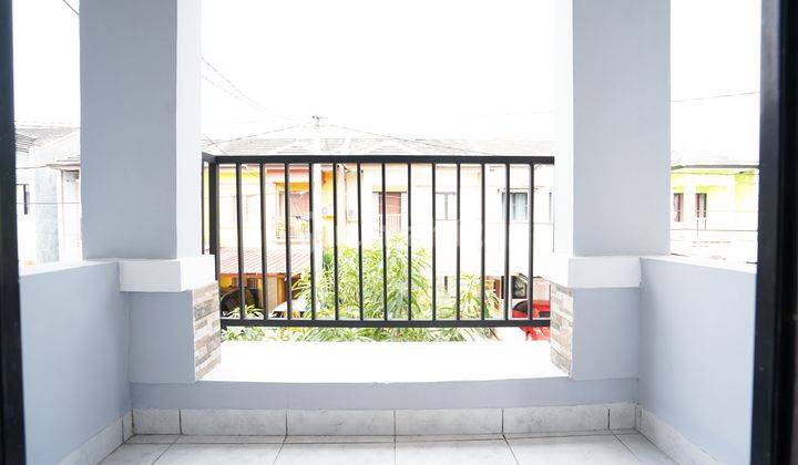 Rumah Asri 2 Lantai Strategis di Komplek Kaisar  Siap Kpr 13