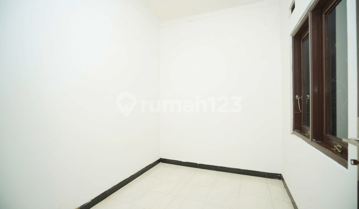 Rumah Siap Kpr di Perum Hankam Dekat Stasiun Ka Cibinong Harga All In Nego 11