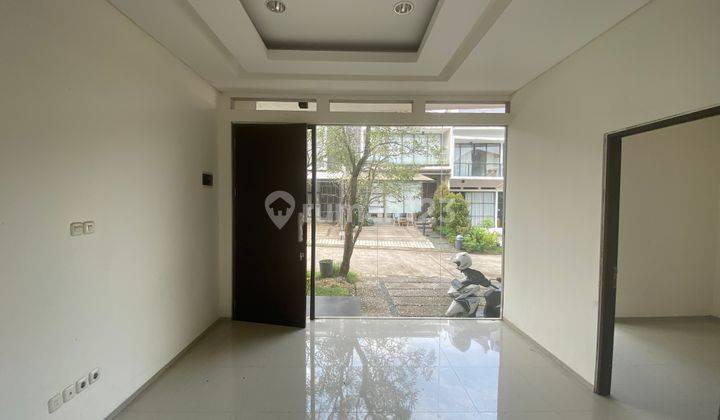 Rumah 2 Lantai Strategis di Golden Park 2 Harga Nego Bebas Banjir 3
