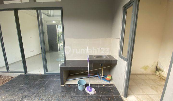 Rumah 2 Lantai Strategis di Golden Park 2 Harga Nego Bebas Banjir 5