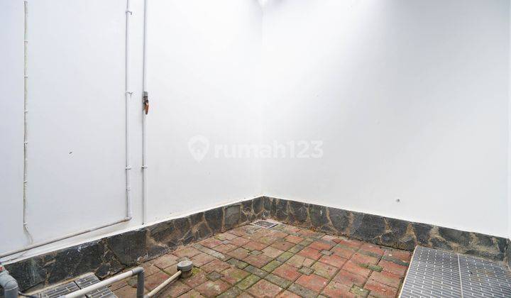 Rumah Luas di Bukit Asri Residence Dekat Cinere Siap Kpr 18