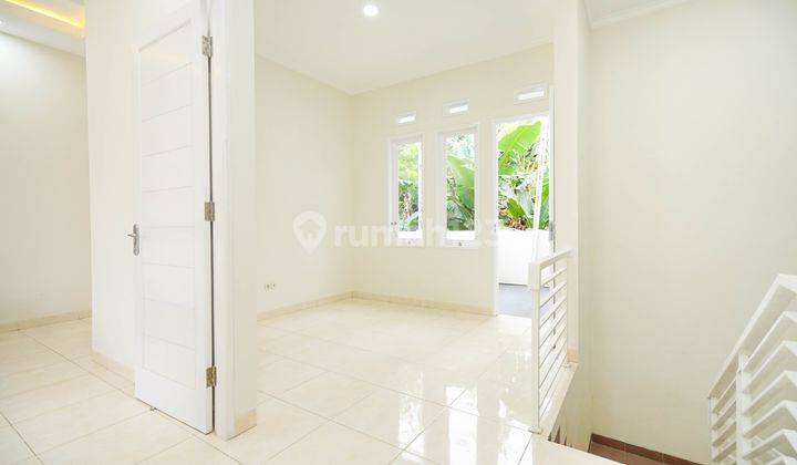 Rumah Strategis Siap Kpr di The Cozy Green Cibubur Mension Harga Nego 12