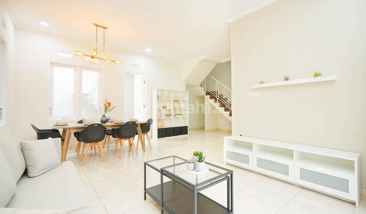 Rumah Modern Harga Nego di The Cozy Green Cibubur Mension Bisa Kpr 5