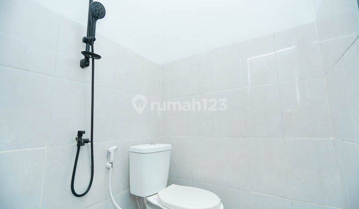 Rumah Strategis Dekat Pusat Belanja di Pondok Ungu Permai Harga All In 9