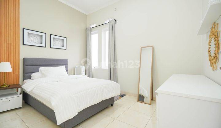 Rumah Modern Harga Nego di The Cozy Green Cibubur Mension Bisa Kpr 10