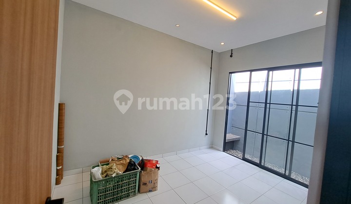 Rumah Strategis Bebas Banjir di Bukit Dago Dekat Mall 9