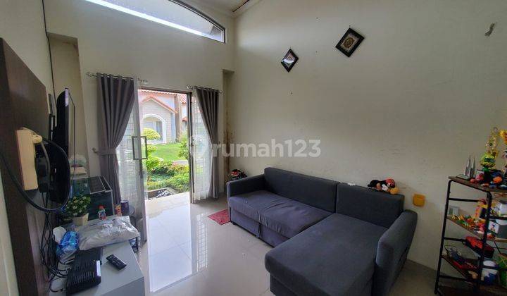 Rumah Asri Dekat Gerbang Tol Ciawi di Rancamaya Golf Estate Bogor J16623 2