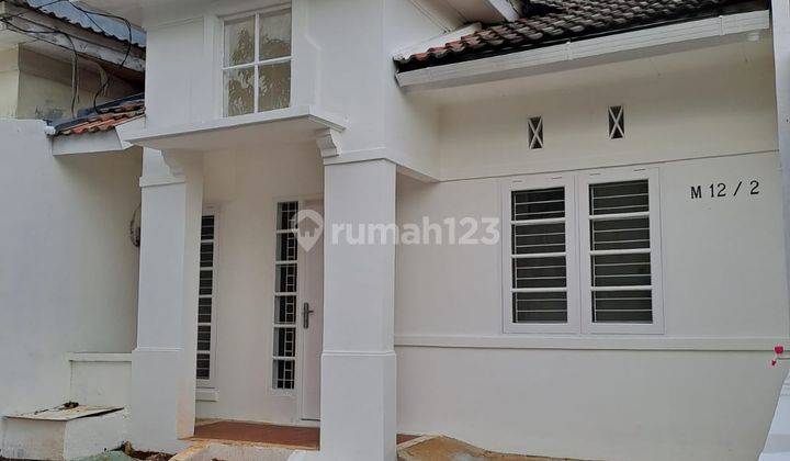 Rumah di Depok Siap Huni Bebas Banjir Dekat Gerbang Tol Sawangan 4 J17763 2