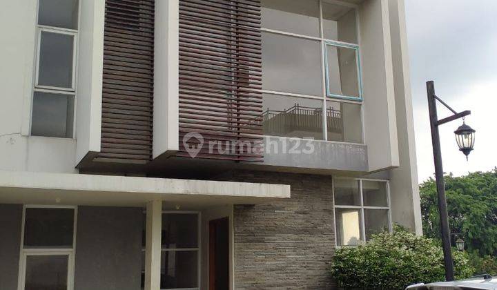Rumah Hanya 6 Menit Ke Gerbang Tol Cimanggis di Lumina Hills J17400 1