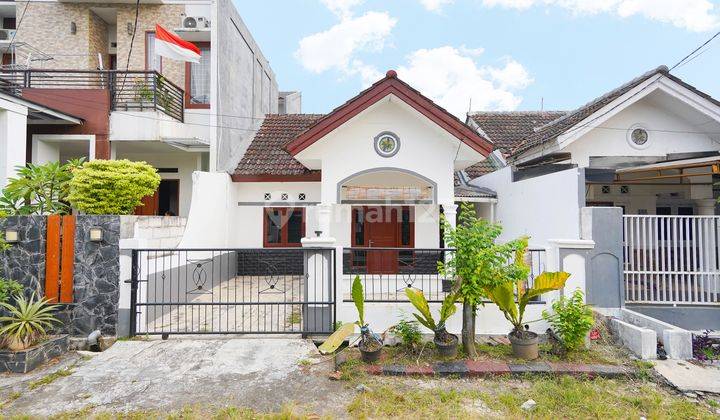 Rumah Strategis  Di Depok Siap Huni Bisa Kpr J16117 2