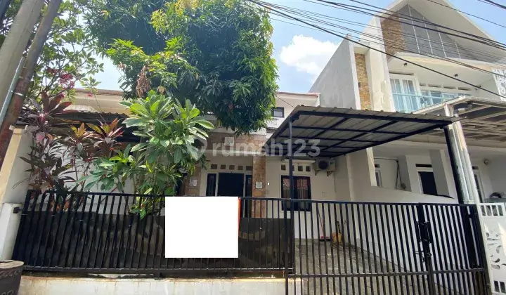 Rumah 2 Lantai 15 Menit Ke Stasiun Depok Baru Bisa Kpr J19539 2