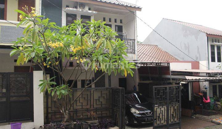 Rumah 2 Lantai Strategis Siap Huni di Depok Harga Nego Bisa Kpr J19475 1