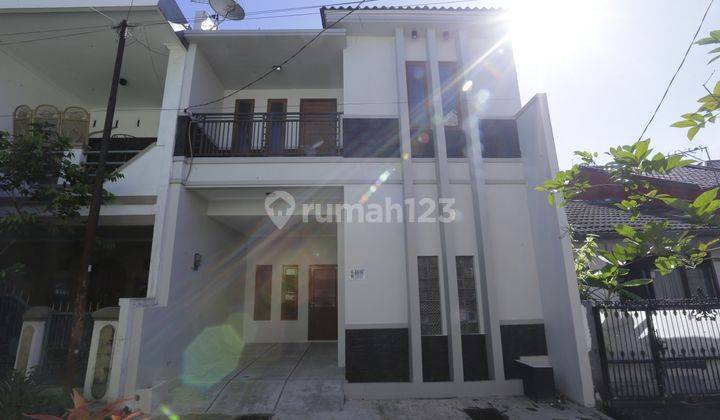 Rumah Full Furnished Luas 2 Lantai Dekat Margocity, Depok Siap Kpr J21131 2