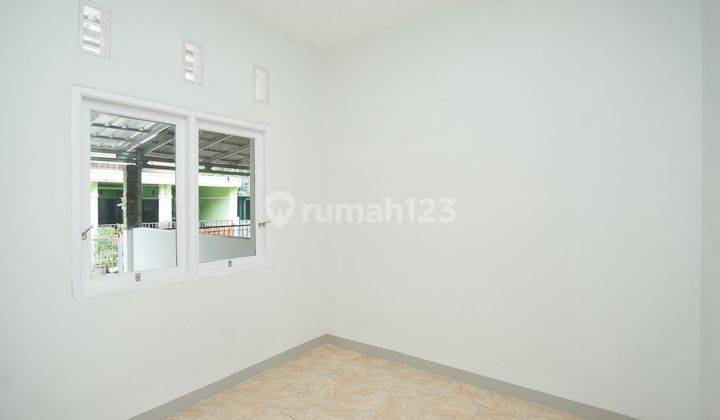 Rumah Gratis Renov Semi Furnished dekat Stasiun Cilebut Harga Nego J18106 2