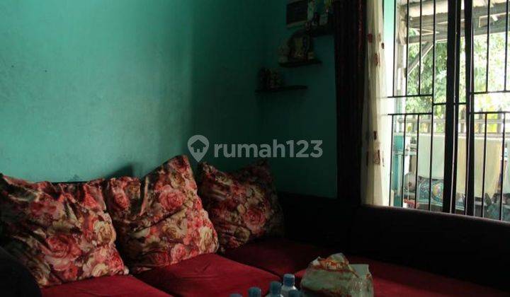 Rumah SHM Harga Nego Hadap Selatan dekat Mall dan Tol di Depok Dibantu KPR J18750 2