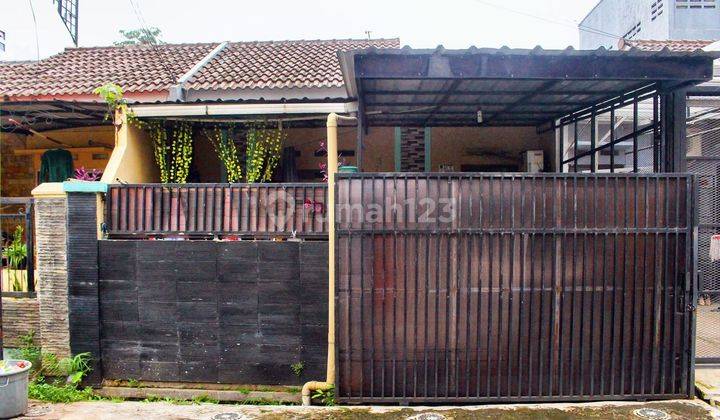 Rumah Seken Siap Huni Harga Nego 10 menit ke Stasiun Depok J20499 1