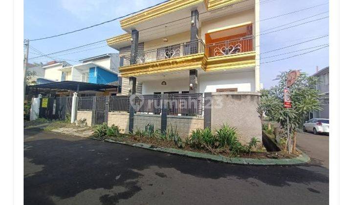 Rumah Hook 2Lt Harga Nego 10 menit ke Stasiun Depok Siap KPR J22444 1