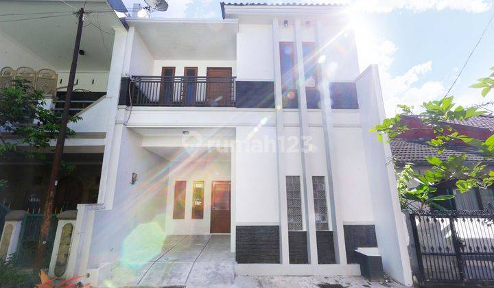 Rumah 2Lt Hadap Selatan Semi Furnished dekat Stasiun Pondok Cina Free Renov J21131 1