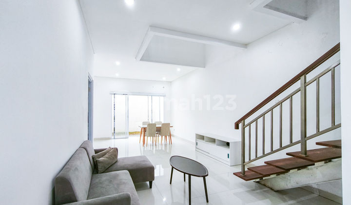 Rumah Minimalis 2 LT 11 Menit ke Gerbang Tol Sentul Barat bisa KPR J40354 2