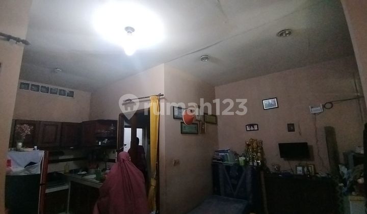 Flood-Free House 15 Minutes to Summarecon Mall Bekasi with J-29196 KPR Assistance 2