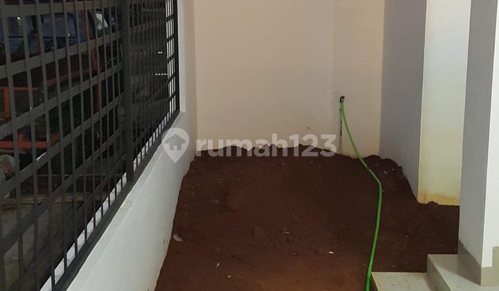 SHM 2-Story House, East-Facing, 8 Minutes to Citama Hospital, Ready for KPR, J-37281 SHM 2-Story House, East-Facing, 8 Minutes to Citama Hospital, Ready for KPR, J-37281