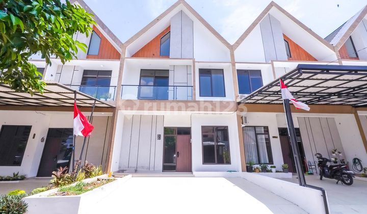 Rumah 12 Menit ke Pamulang Square SHM Hadap Timur J-36877