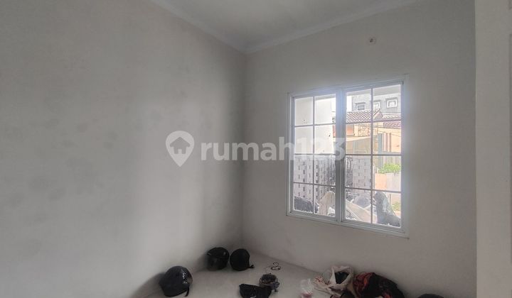 Rumah Carport Luas 8 Menit ke Pintu Tol Kukusan 3 Hadap Selatan J42476 2