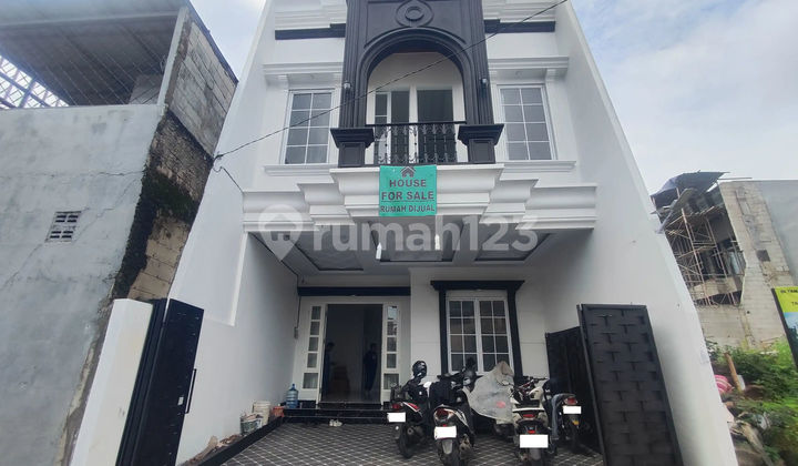 Spacious Carport House 8 Minutes to Kukusan 3 Toll Gate South Facing J42476