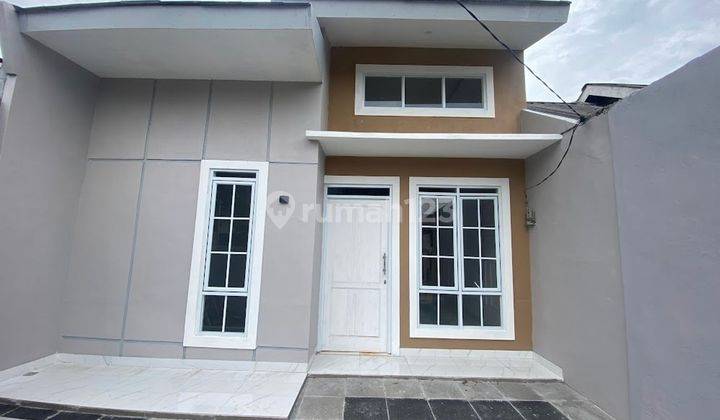 Rumah 2 Lt SHM Siap KPR 10 menit ke Mall Metropolitan Cibubur J33129