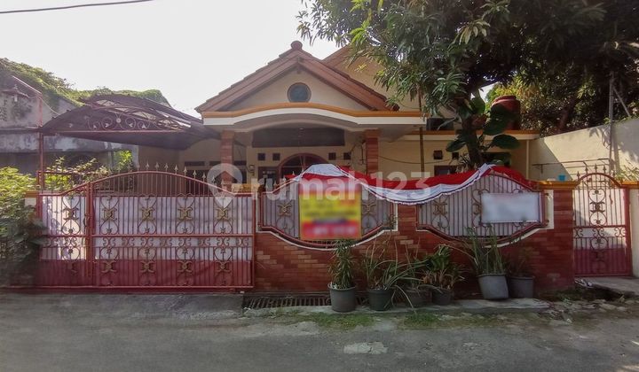 Spacious House with SHM, 15 Minutes to Kunciran 2 Toll Gate, Assisted with Mortgage J22350 Spacious House with SHM, 15 Minutes to Kunciran 2 Toll Gate, Assisted with Mortgage J22350