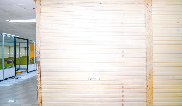 Strategic Ready-to-Use Kiosk at ITC Cempaka Mas Central Jakarta Negotiable J-36379