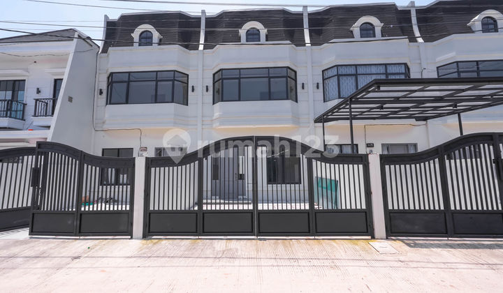 Rumah 15 Mnt ke Gerbang Tol Margonda 3 Siap Huni Dibantu KPR J-37616 Rumah 15 Mnt ke Gerbang Tol Margonda 3 Siap Huni Dibantu KPR J-37616