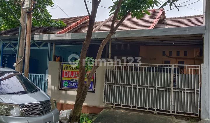 5 Minutes to Lagoon Avenue Mall Bekasi House with SHM, KPR Assisted J-32828