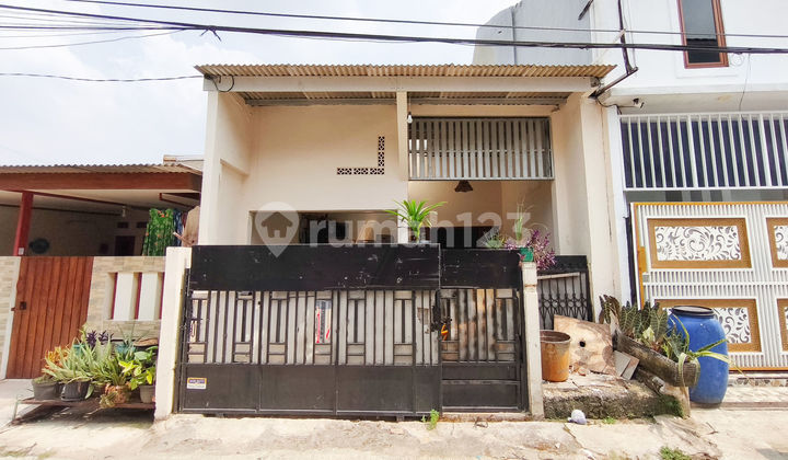 Rumah SHM Strategis 15 Menit ke Stasiun Bekasi Timur DP Ringan J37110 Rumah SHM Strategis 15 Menit ke Stasiun Bekasi Timur DP Ringan J37110