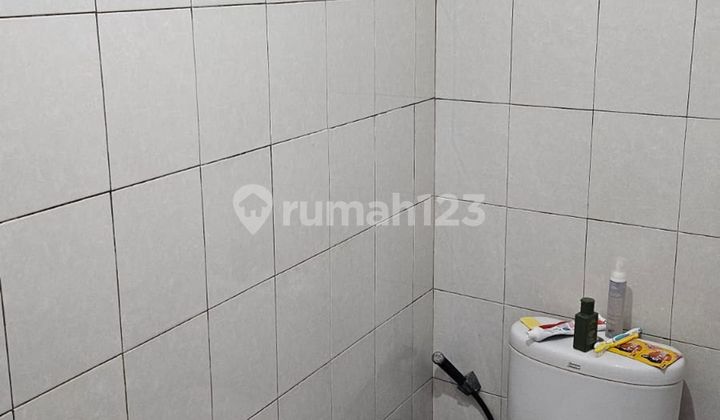 Well-Maintained House 15 Minutes to Sawangan Toll Gate 4 with KPR Assistance J33284 2