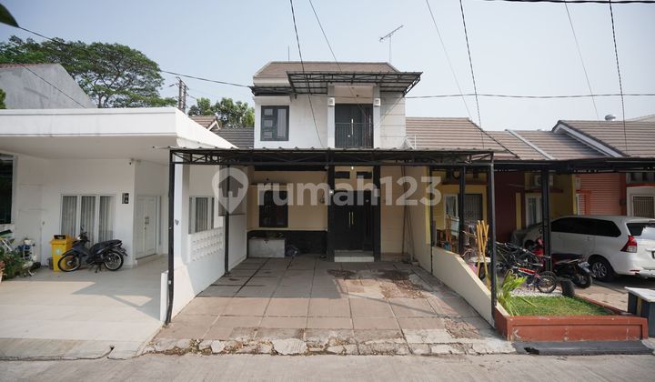 2-Storey House with SHM Certificate, 15 Minutes to East Bekasi Toll Road, Flood-Free Area J19082