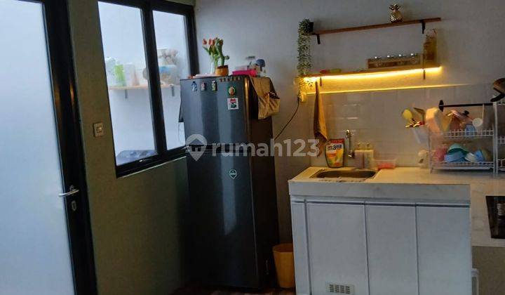 Rumah 2 Lt Hadap Timur 15 Menit ke RSIA Bunda Sejahtera Siap Huni J25713 2