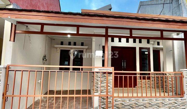 Rumah Siap KPR Ada Carport 15 menit ke Cibinong City Mall J30459 1