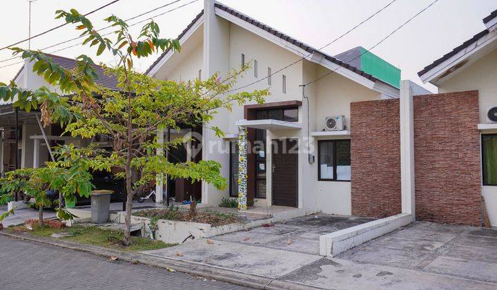 Rumah Hadap Selatan LT 102 Siap KPR 10 menit ke RS. Taman Harapan Baru J24094 1