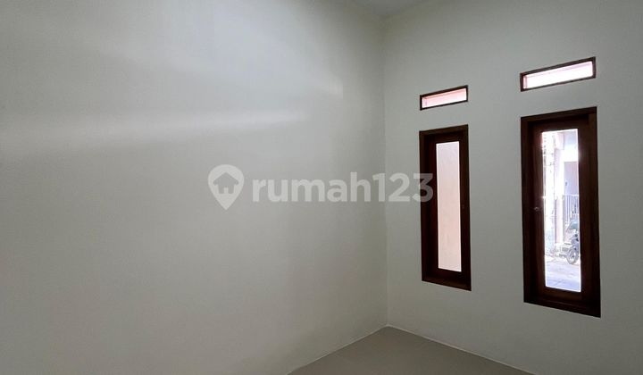 Rumah 1 Lt Terawat 15 Menit ke Summarecon Mall Bekasi bisa KPR J38104 2