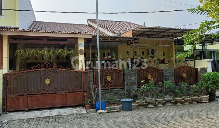 Rumah Luas SHM 15 Menit ke Gerbang Tol Bambu Apus 2 Hadap Timur J26046 1