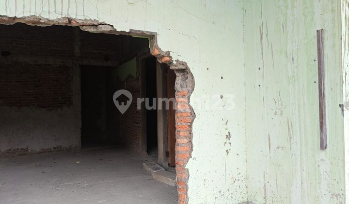 Rumah SHM 8 Menit ke Plaza Taman Harapan Baru Hadap Selatan J-38803