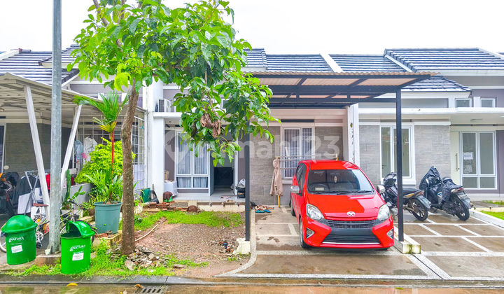 Rumah SHM 15 Menit ke Mall Paradise Walk Serpong Hadap Utara J40209