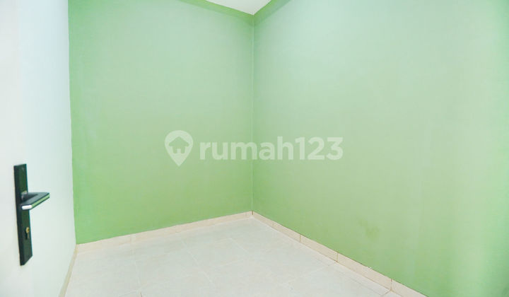 Rumah Cantik Baru Renov 15 Menit ke Gerbang Tol Serpong 2 Bisa KPR J-23767 2