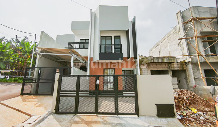 Rumah Modern SHM 12 Menit ke Mal Ciputra CibuburBebas Banjir J34922 1