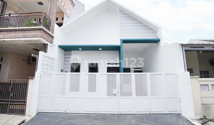 Rumah LB 126 Hadap Utara 8 Menit ke Summarecon Mall Bekasi J-38080 Rumah LB 126 Hadap Utara 8 Menit ke Summarecon Mall Bekasi J-38080