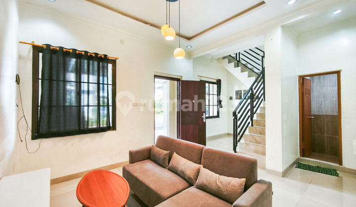 Rumah 2 Lt Minimalis 15 Menit ke Terminal Cileungsi 1 SHM Sudah Renov J28957 2