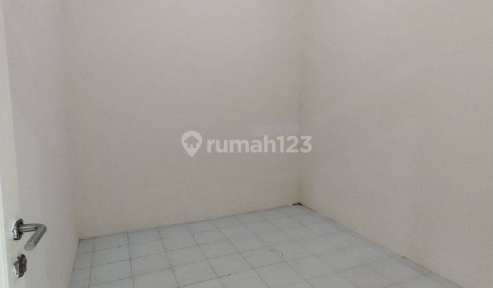 Rumah SHM Strategis 8 Mnt ke Living Plaza Pamulang Dibantu KPR J33306 2